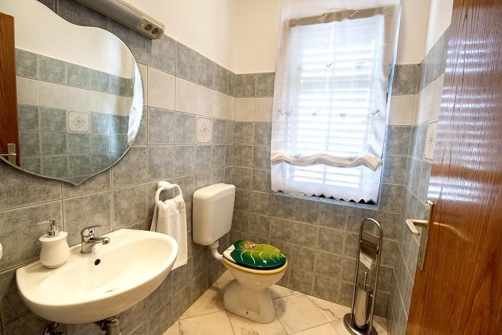 Apartman Orbanici Exterior photo